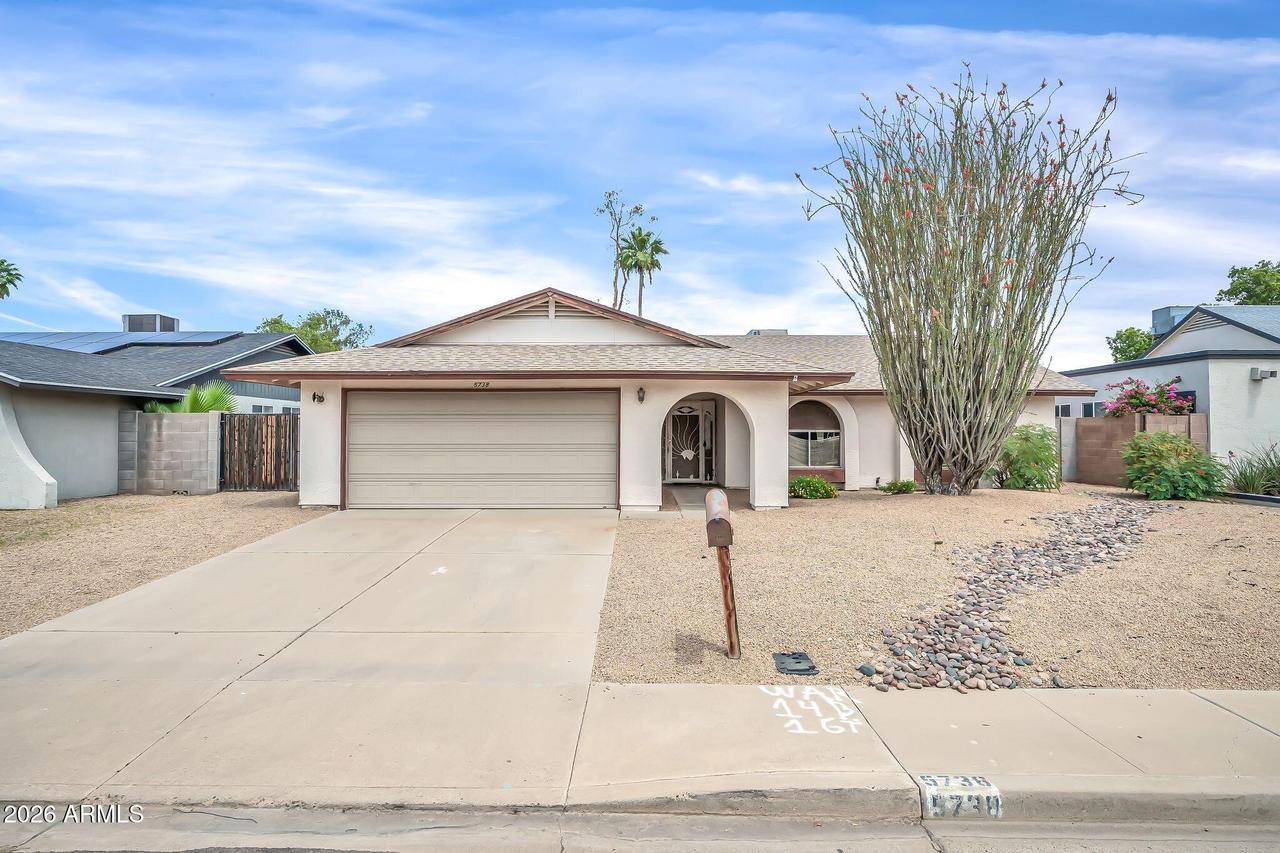 5738 W Greenbriar Dr., Glendale, AZ 85308