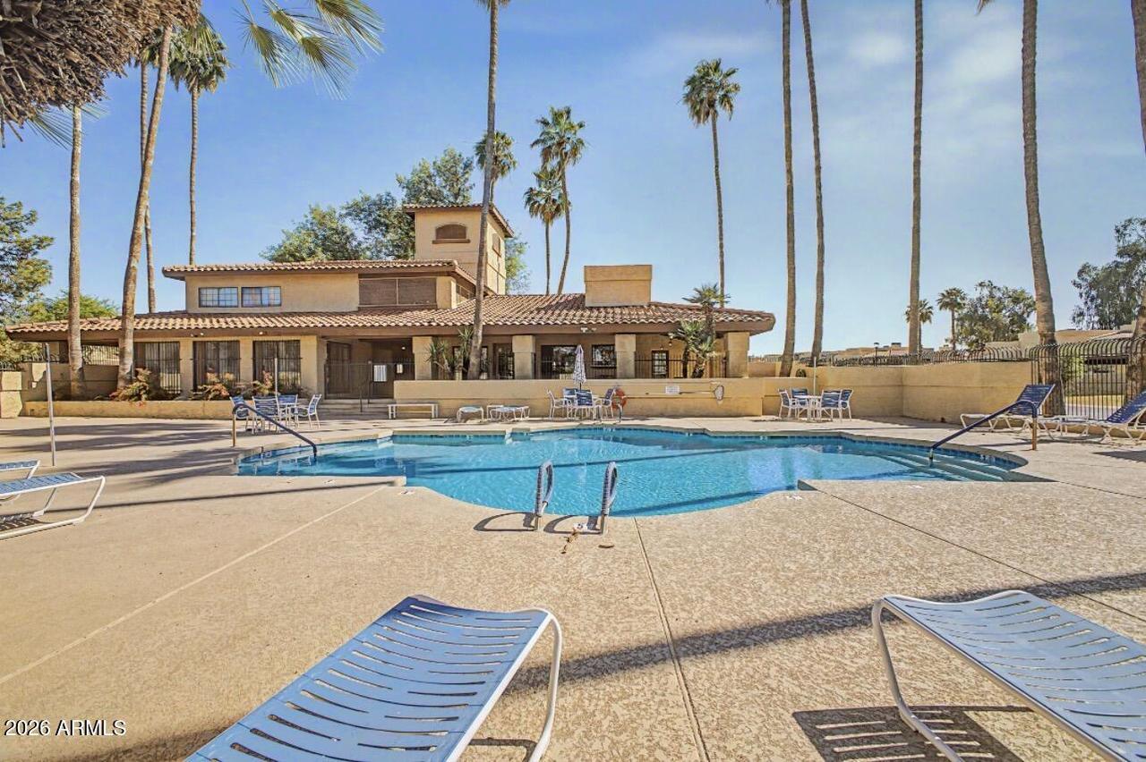 8301 N 21st Dr. #F203, Phoenix, AZ 85021