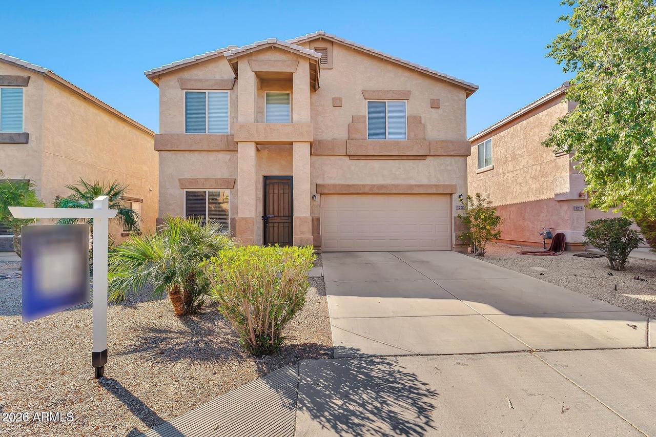 1231 E Canyon Tr., San Tan Valley, AZ 85143