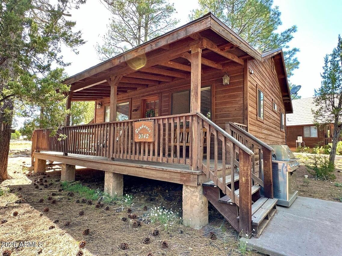 2742 Fox Tr., Overgaard, AZ 85933