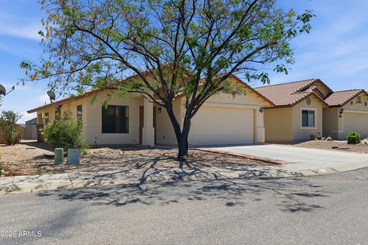 2323 Ironmaster St., Sierra Vista, AZ 85635