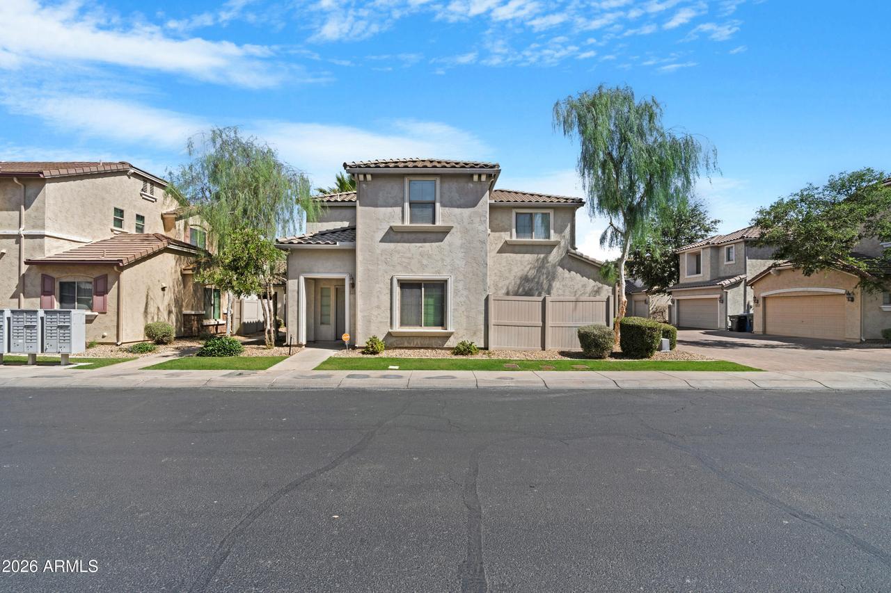 8354 W Vernon Ave., Phoenix, AZ 85037