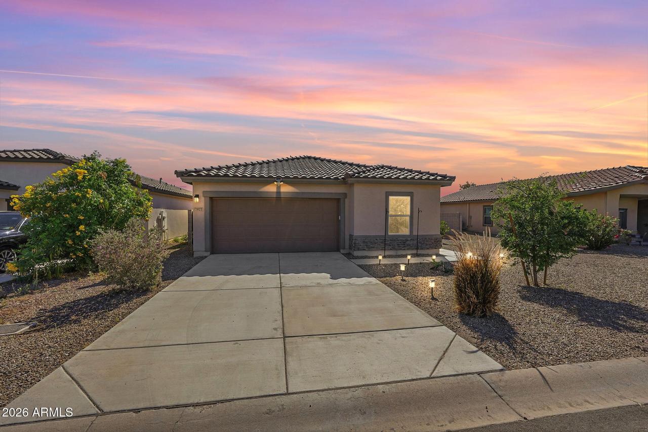 7977 S Namaka Dr., Casa Grande, AZ 85193