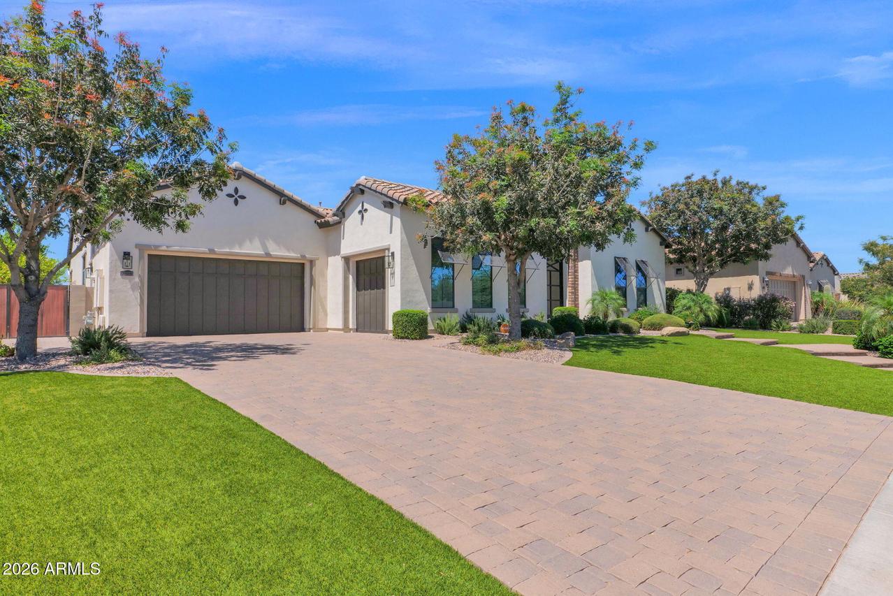 7098 S Portland Ave., Gilbert, AZ 85298