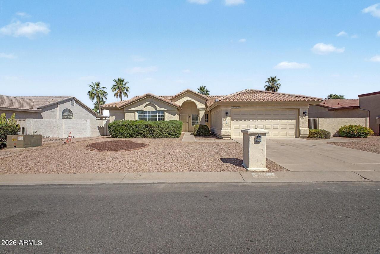 10604 E Bellflower Dr., Sun Lakes, AZ 85248