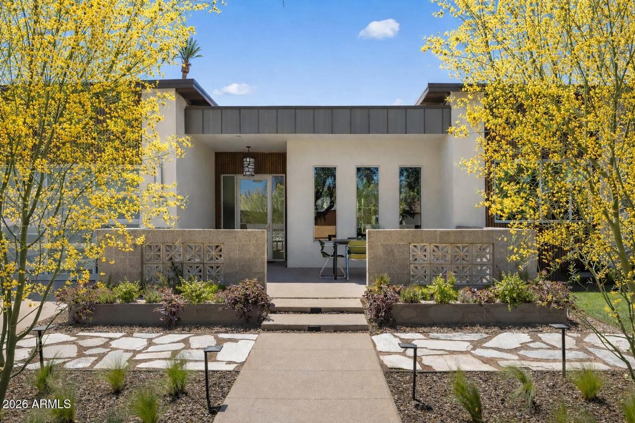 115 E Griswold Rd., Phoenix, AZ 85020