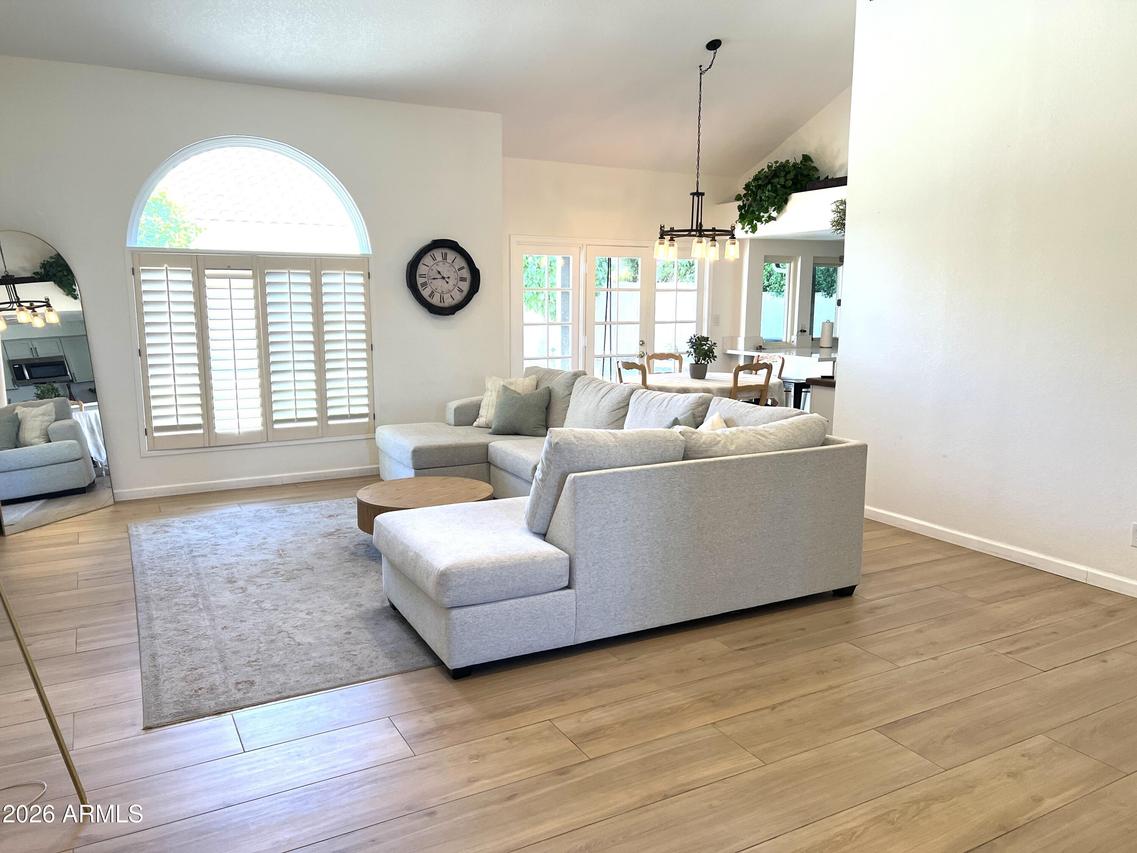 8091 E Del Trigo, Scottsdale, AZ 85258