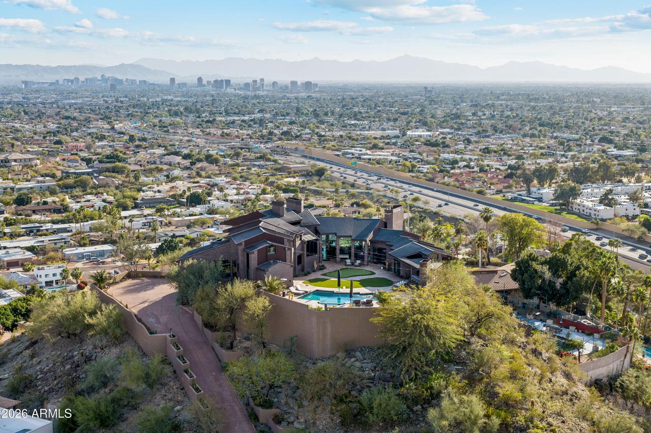 2106 E Kaler Dr., Phoenix, AZ 85020