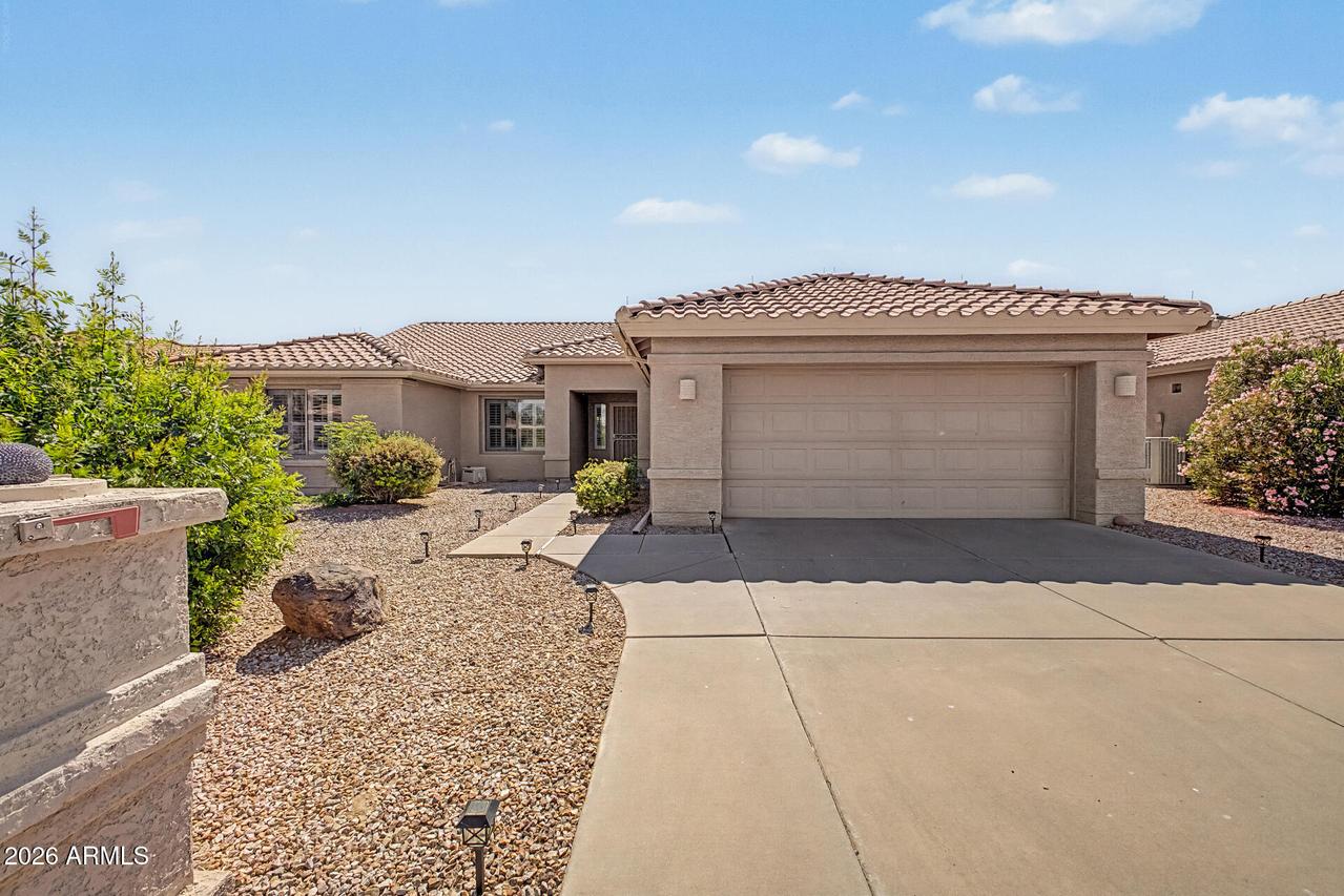 24013 S Starcrest Dr., Sun Lakes, AZ 85248
