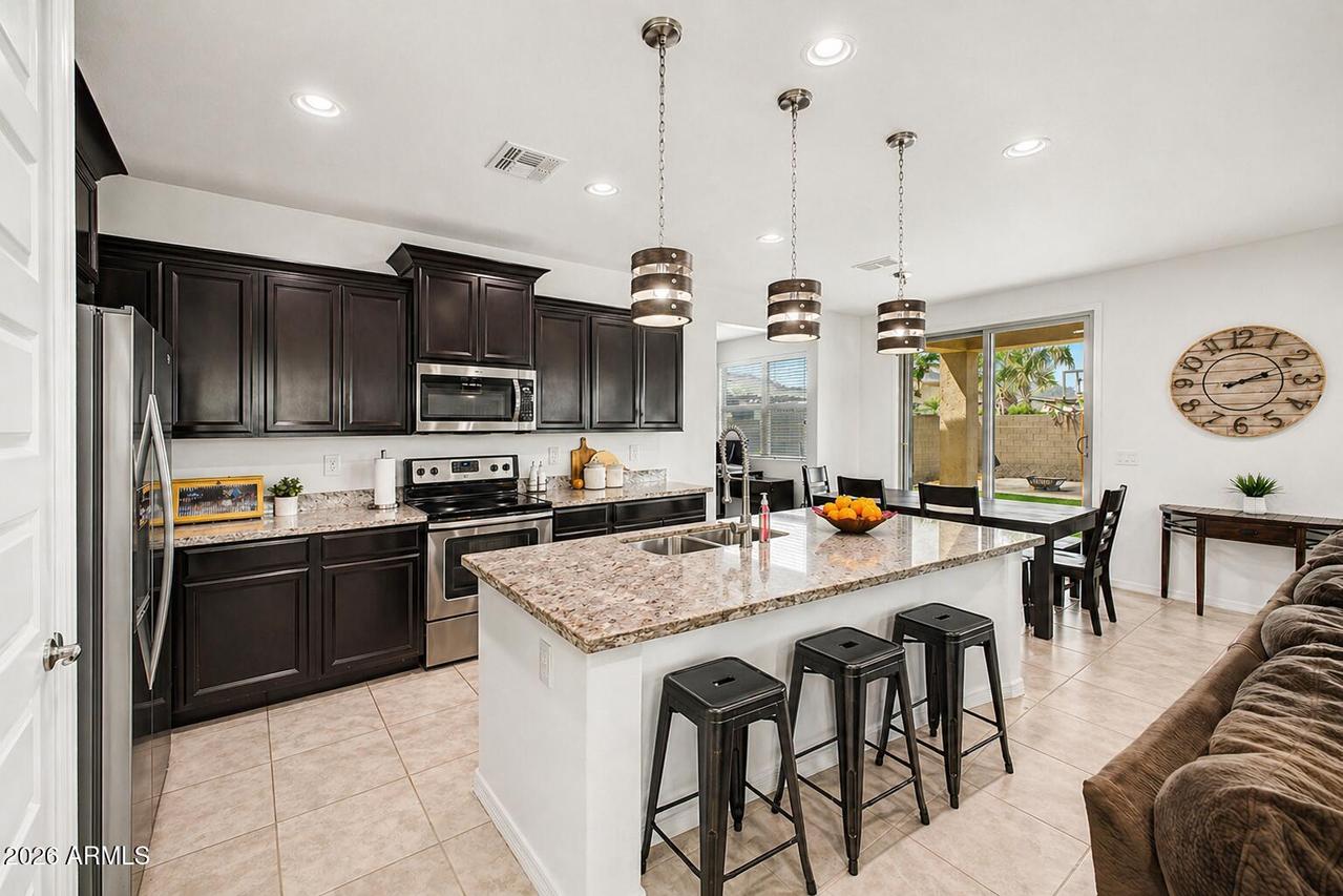 258 E Monza Way, San Tan Valley, AZ 85140