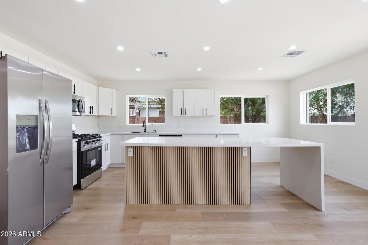 4416 N 22nd Dr., Phoenix, AZ 85015