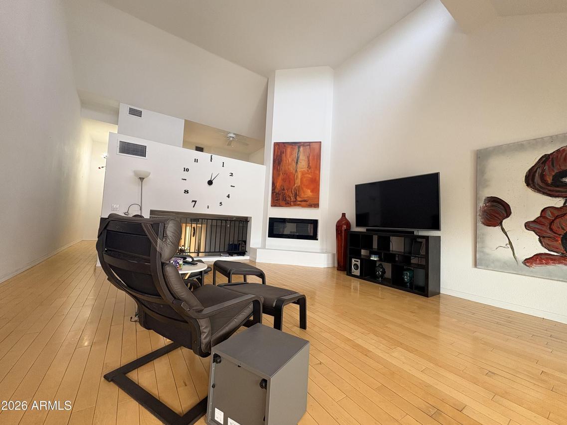 4842 N 74th St., Scottsdale, AZ 85251