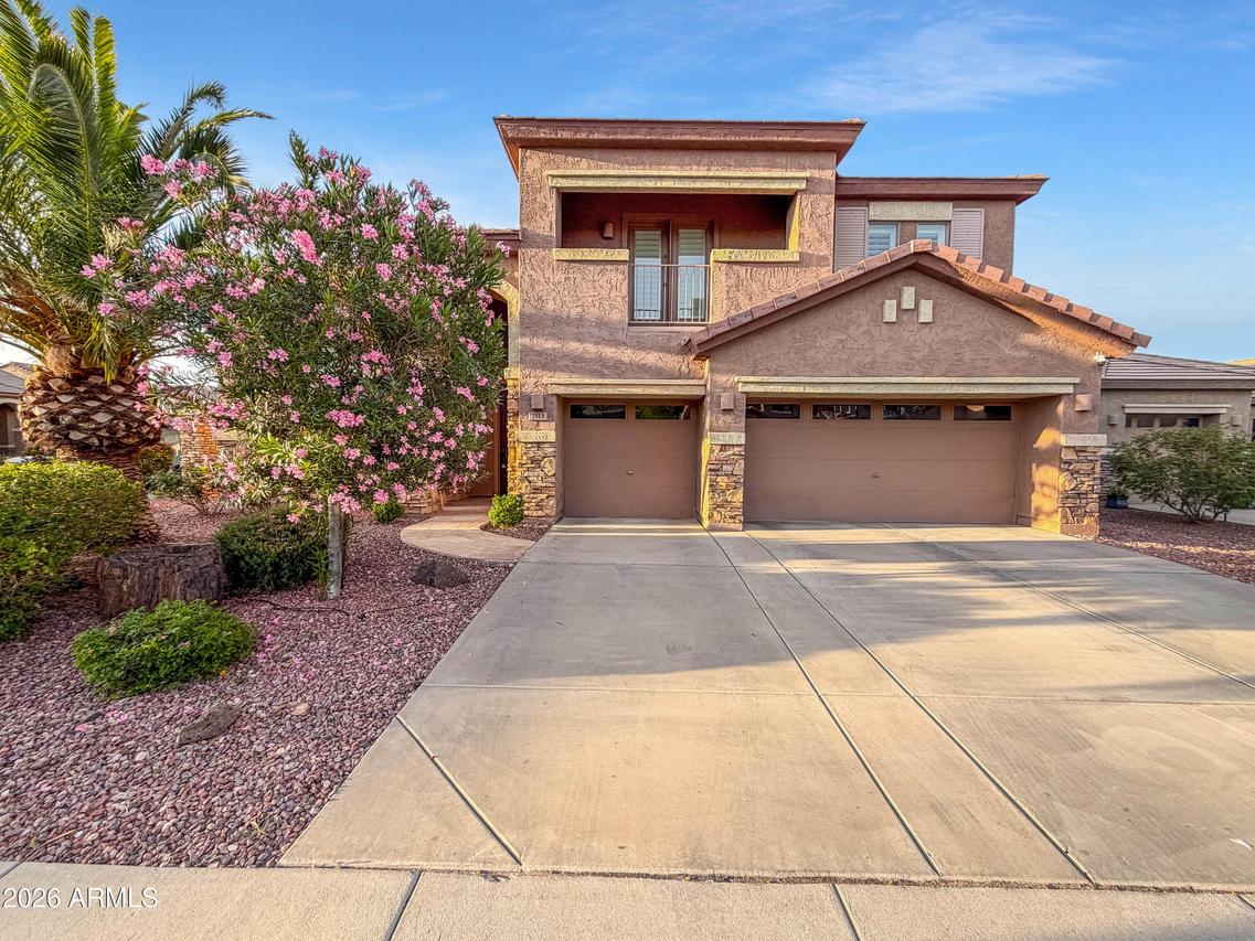 2113 W Eagle Feather Rd., Phoenix, AZ 85085