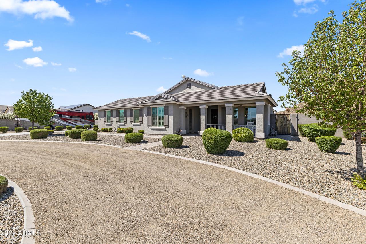 1648 W Gail Rd., San Tan Valley, AZ 85144