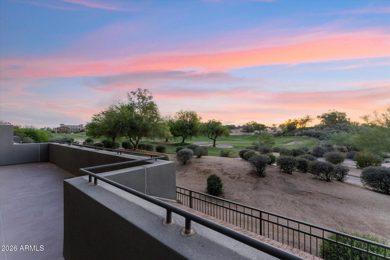15802 N 71st St. #211, Scottsdale, AZ 85254