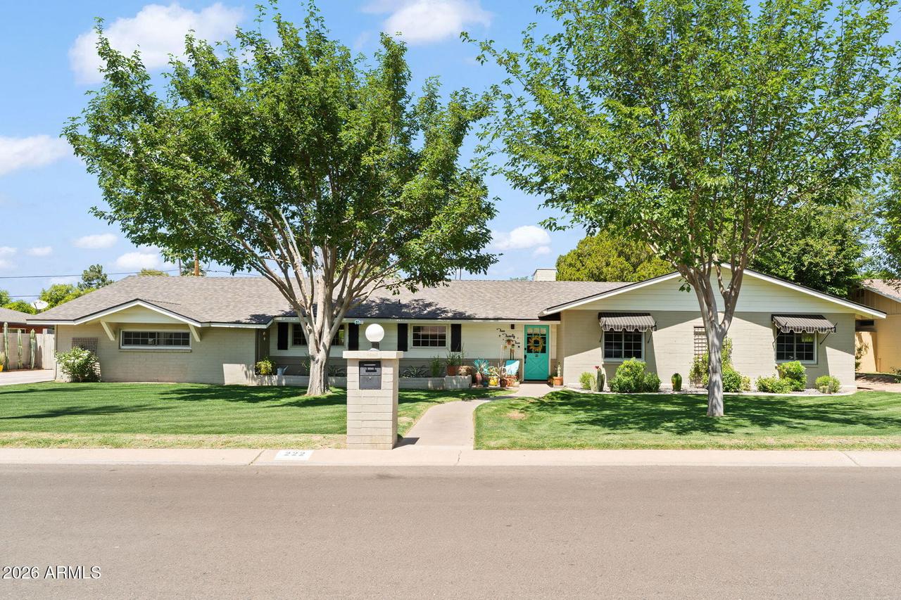 222 E Hayward Ave., Phoenix, AZ 85020