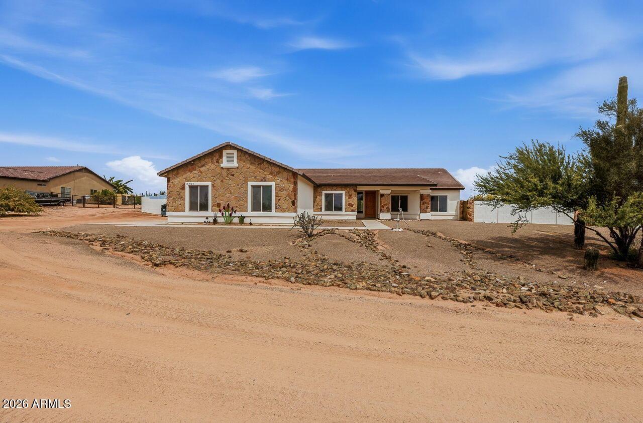 15724 E Cavedale Dr., Scottsdale, AZ 85262