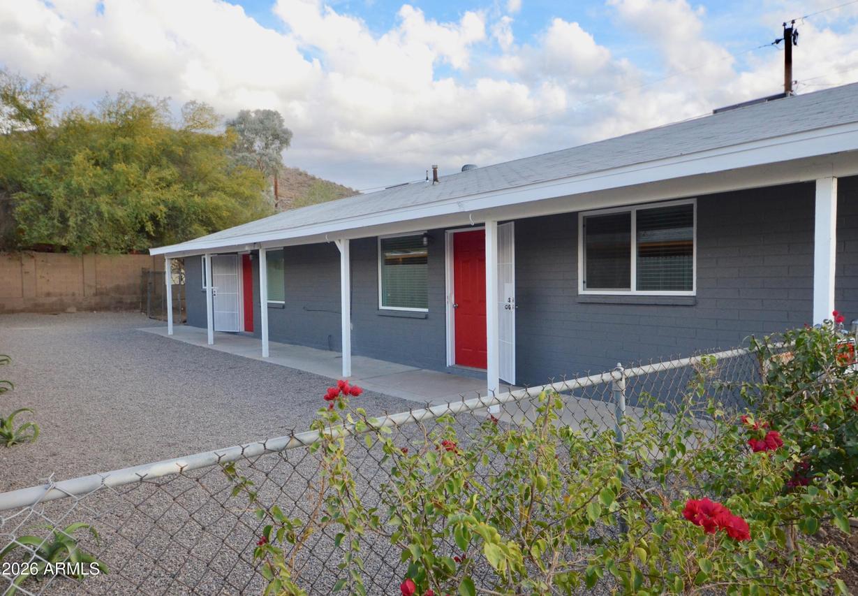 10839 N 15th Ave., Phoenix, AZ 85029