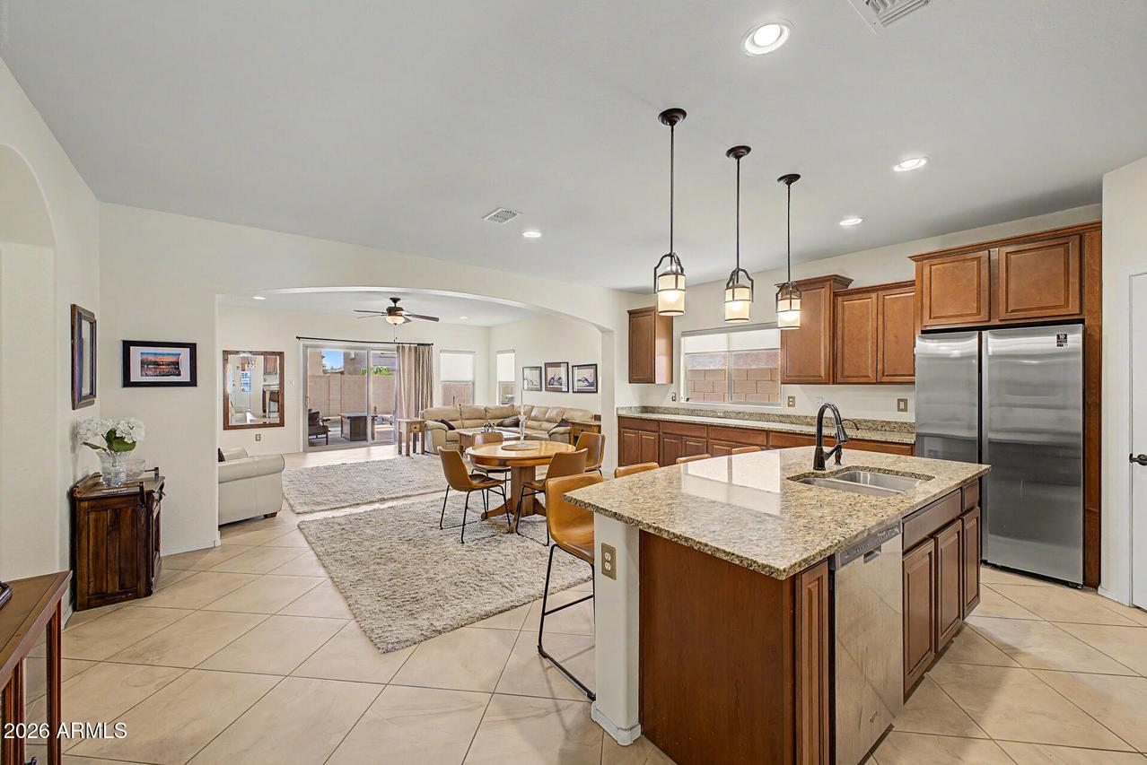 10743 W Lariat Ln., Peoria, AZ 85383