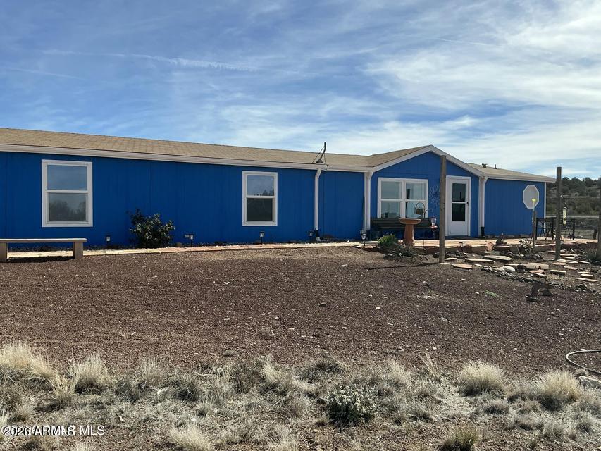 1505 W Bernadines Way, Ash Fork, AZ 86320