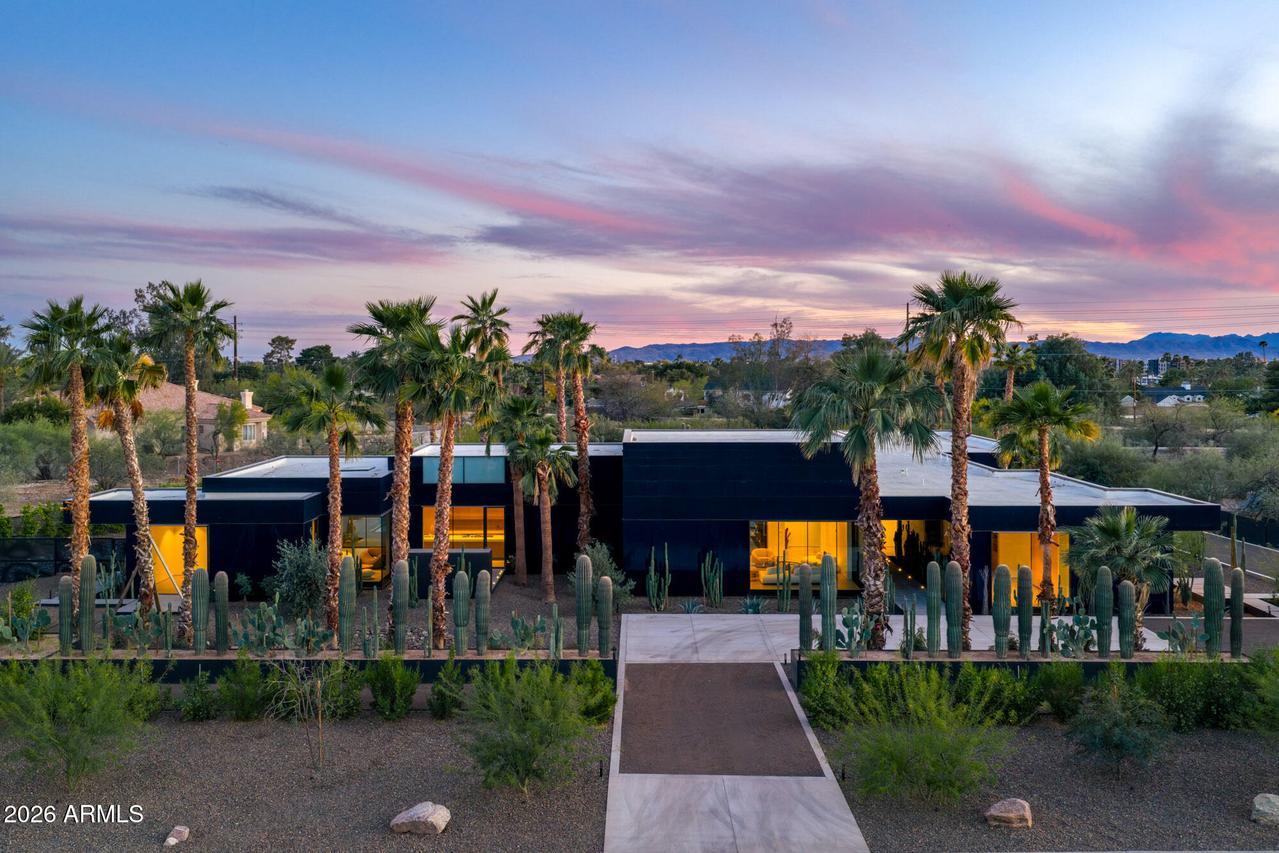 3427 E Stanford Dr., Paradise Valley, AZ 85253