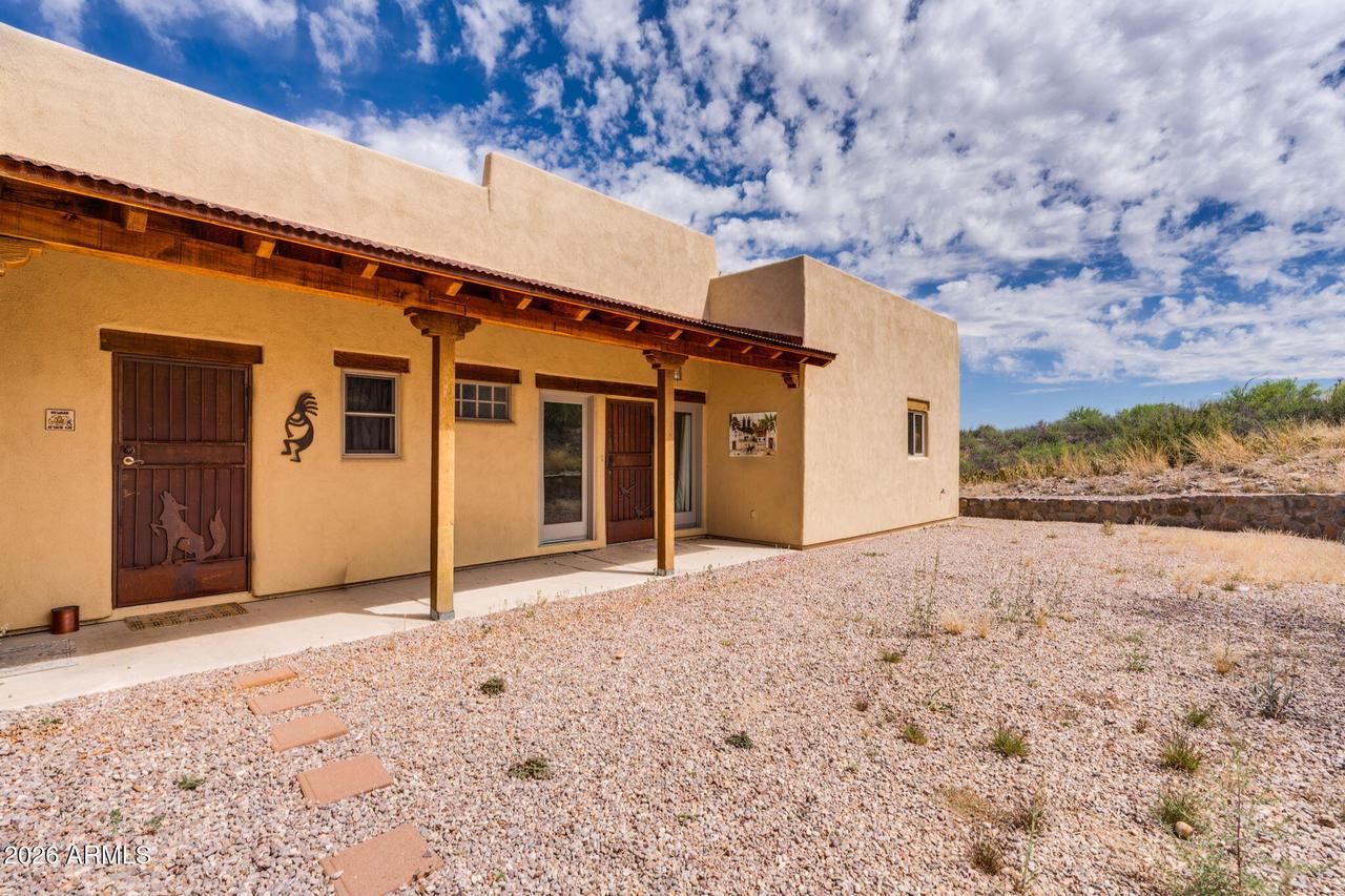 2002 E Frontage Rd., Tumacacori, AZ 85640
