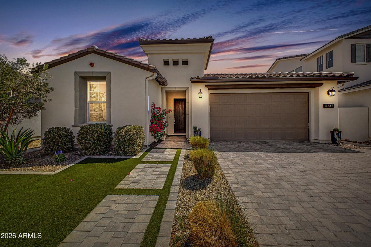 11337 N Luckenbach St., Surprise, AZ 85388