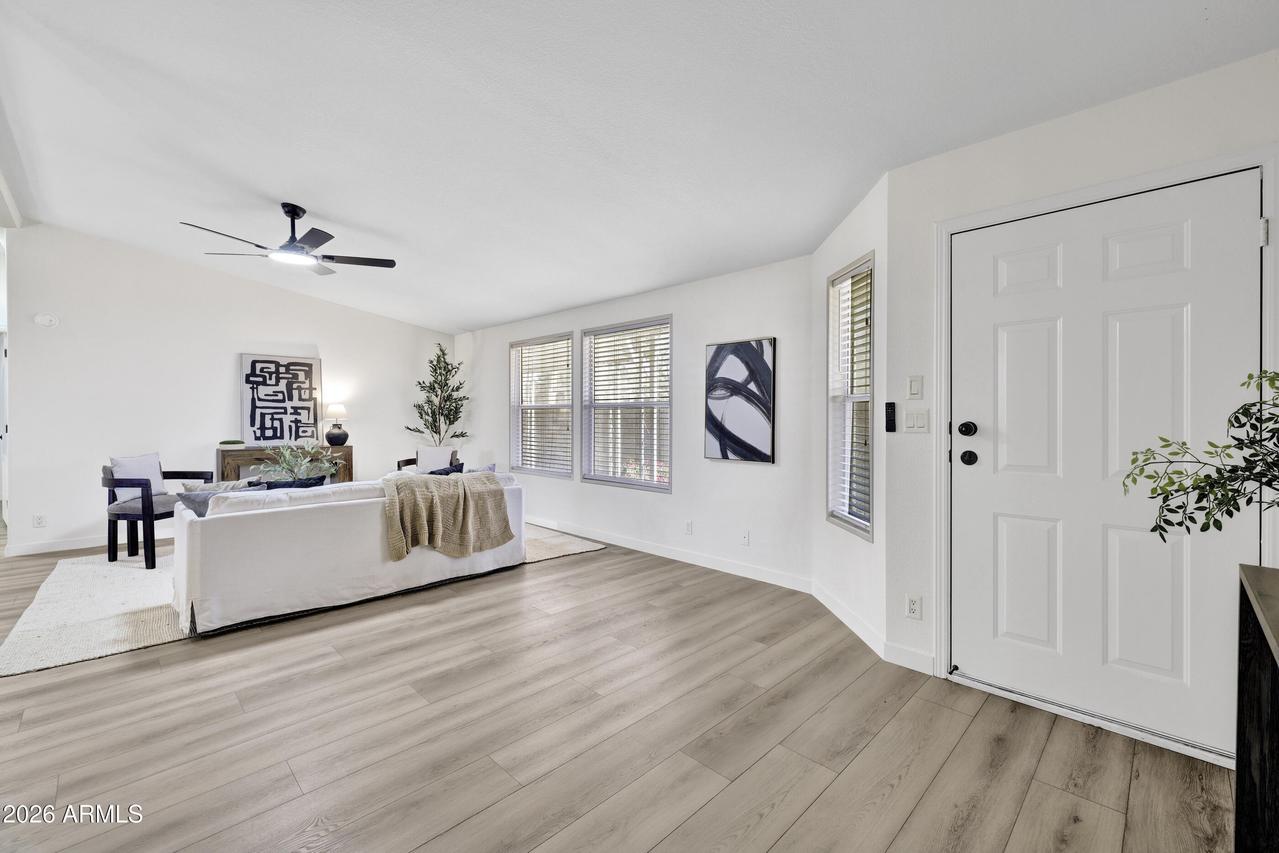 16226 N 33rd Way, Phoenix, AZ 85032