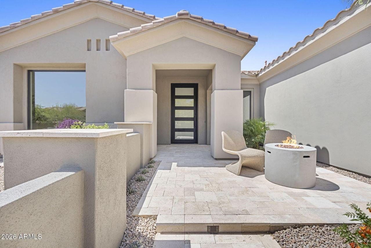10980 E Winchcomb Dr., Scottsdale, AZ 85255