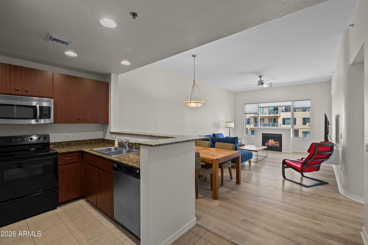 16 W Encanto Blvd. #417, Phoenix, AZ 85003