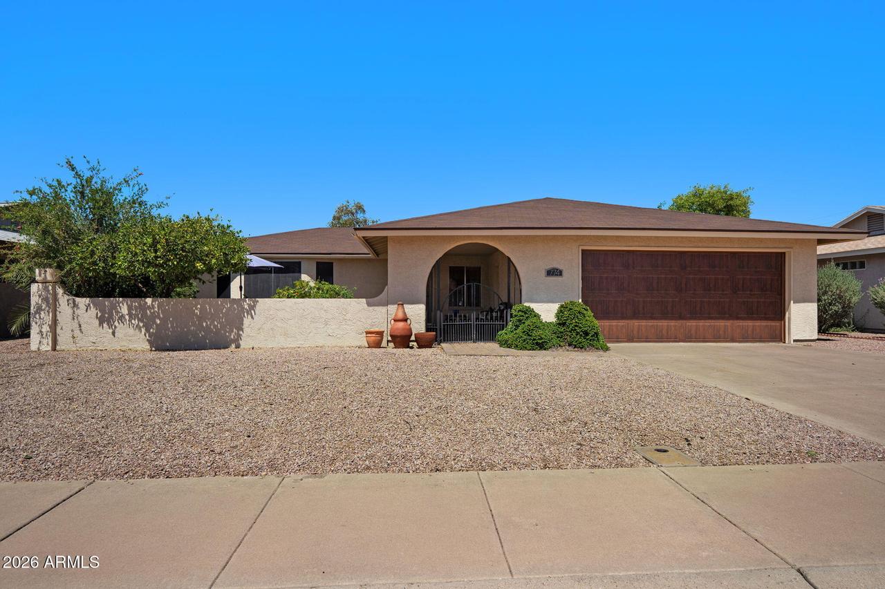 774 Leisure World, Mesa, AZ 85206