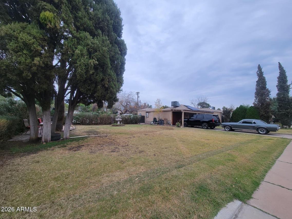 2206 E Yale St., Phoenix, AZ 85006