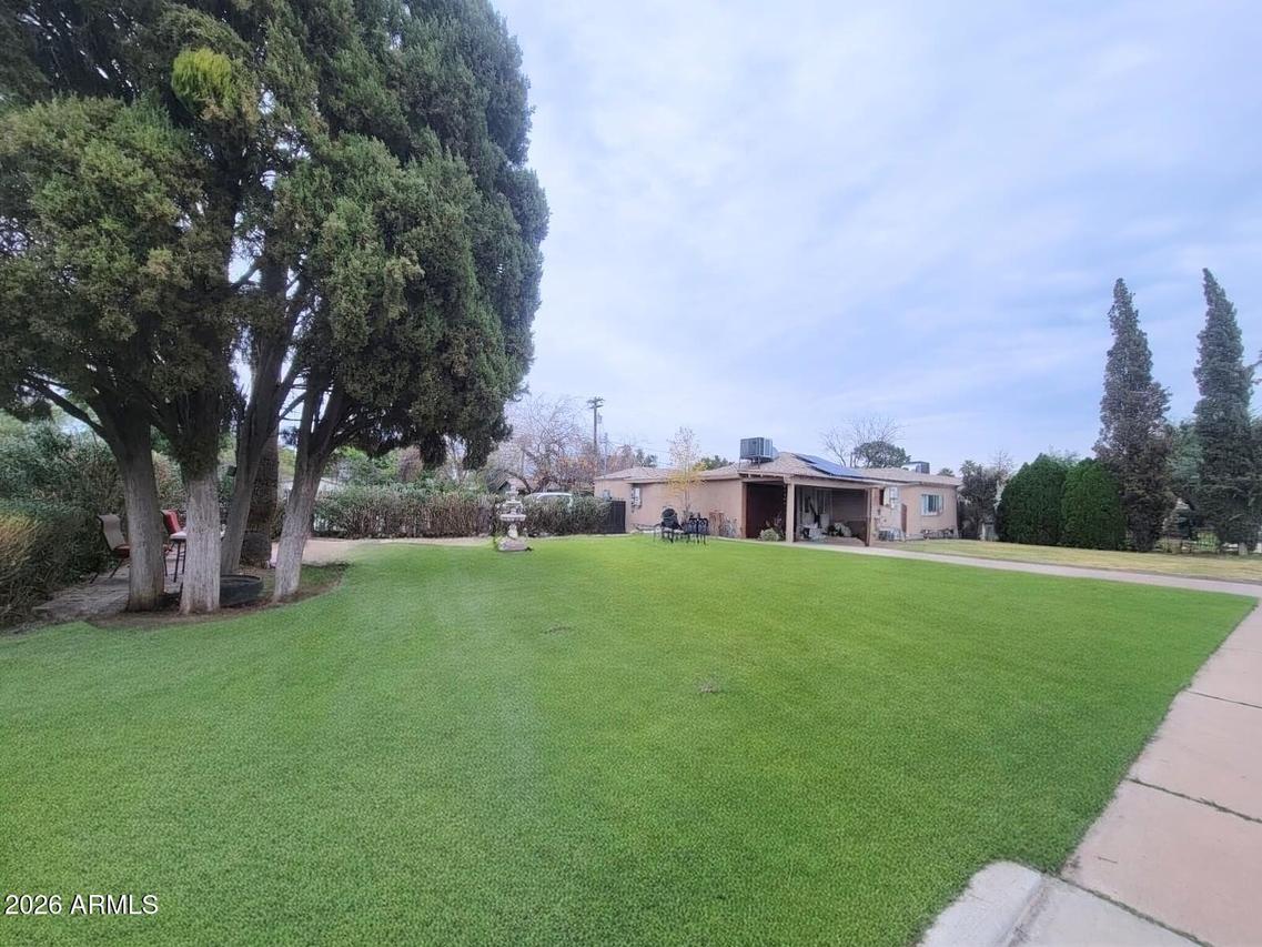 2206 E Yale St., Phoenix, AZ 85006