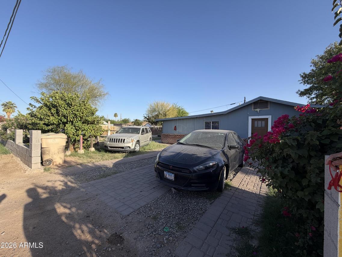 6019 W Orangewood Ave., Glendale, AZ 85301