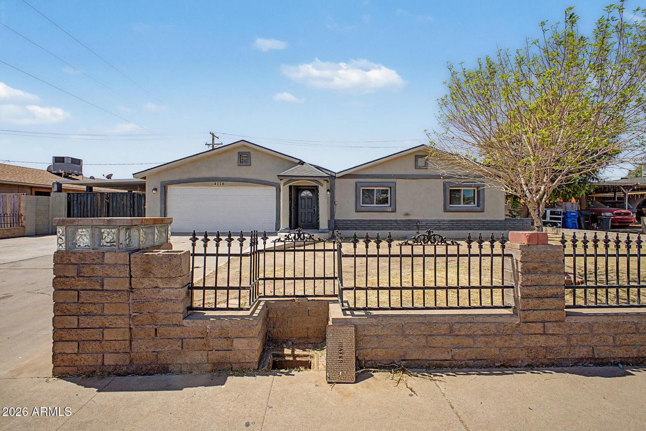 4116 N 64th Dr., Phoenix, AZ 85033