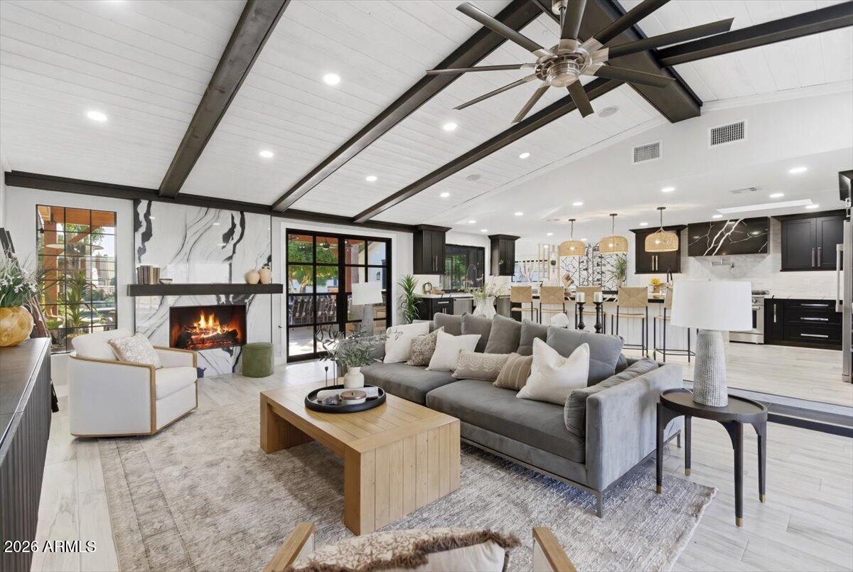 9026 N 67th St., Paradise Valley, AZ 85253