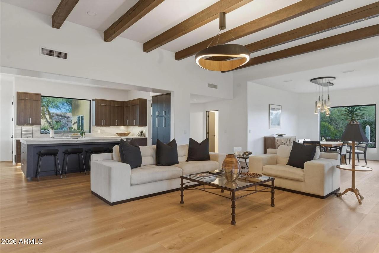 10046 E Hidden Valley Rd., Scottsdale, AZ 85262