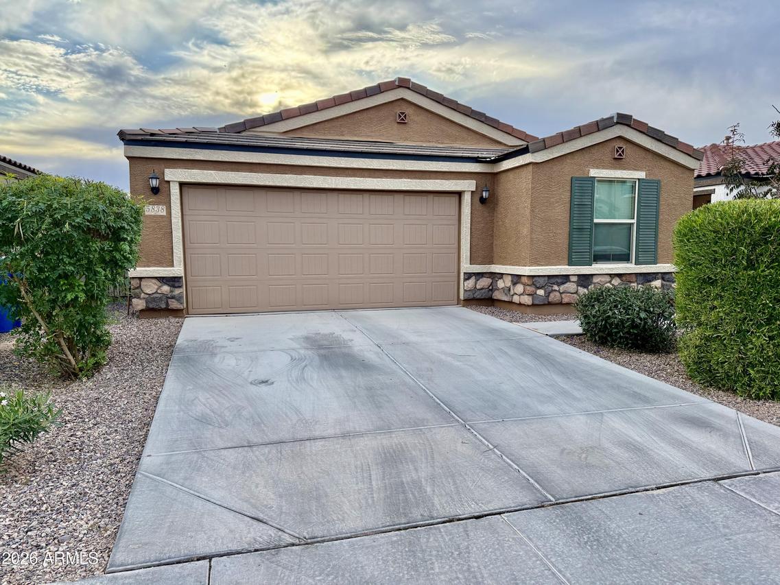 5838 S 23rd Dr., Phoenix, AZ 85041