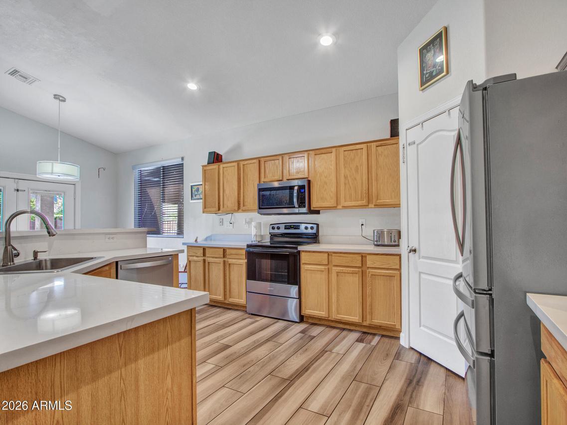 9223 W Salter Dr., Peoria, AZ 85382