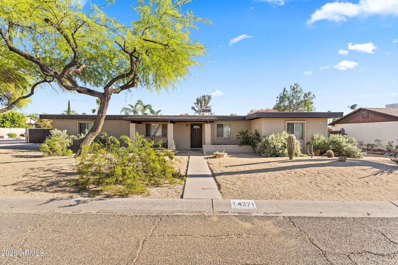 4371 E Villa Maria Dr., Phoenix, AZ 85032