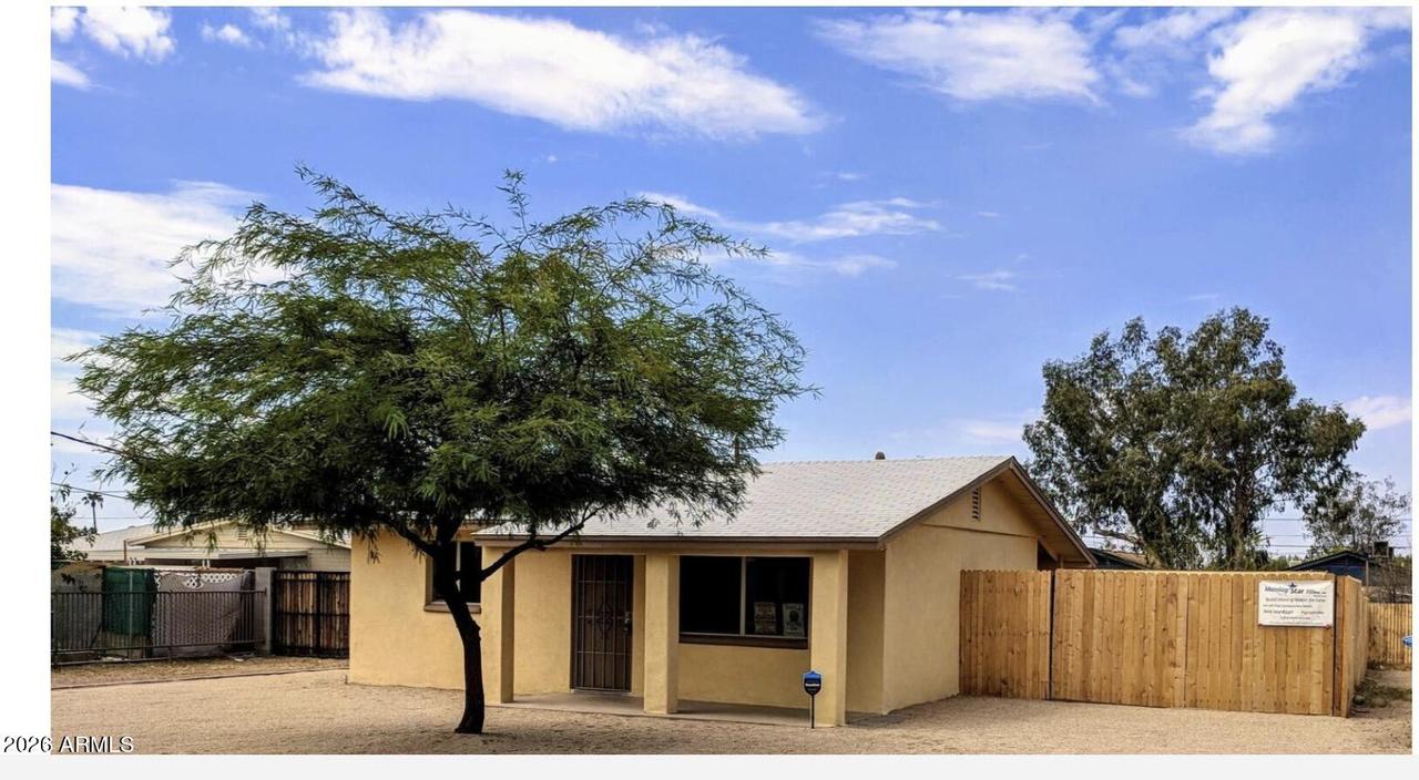 10026 N 8th Ave., Phoenix, AZ 85021