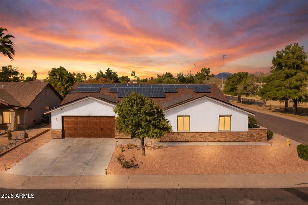 9098 E Ludlow Dr., Scottsdale, AZ 85260