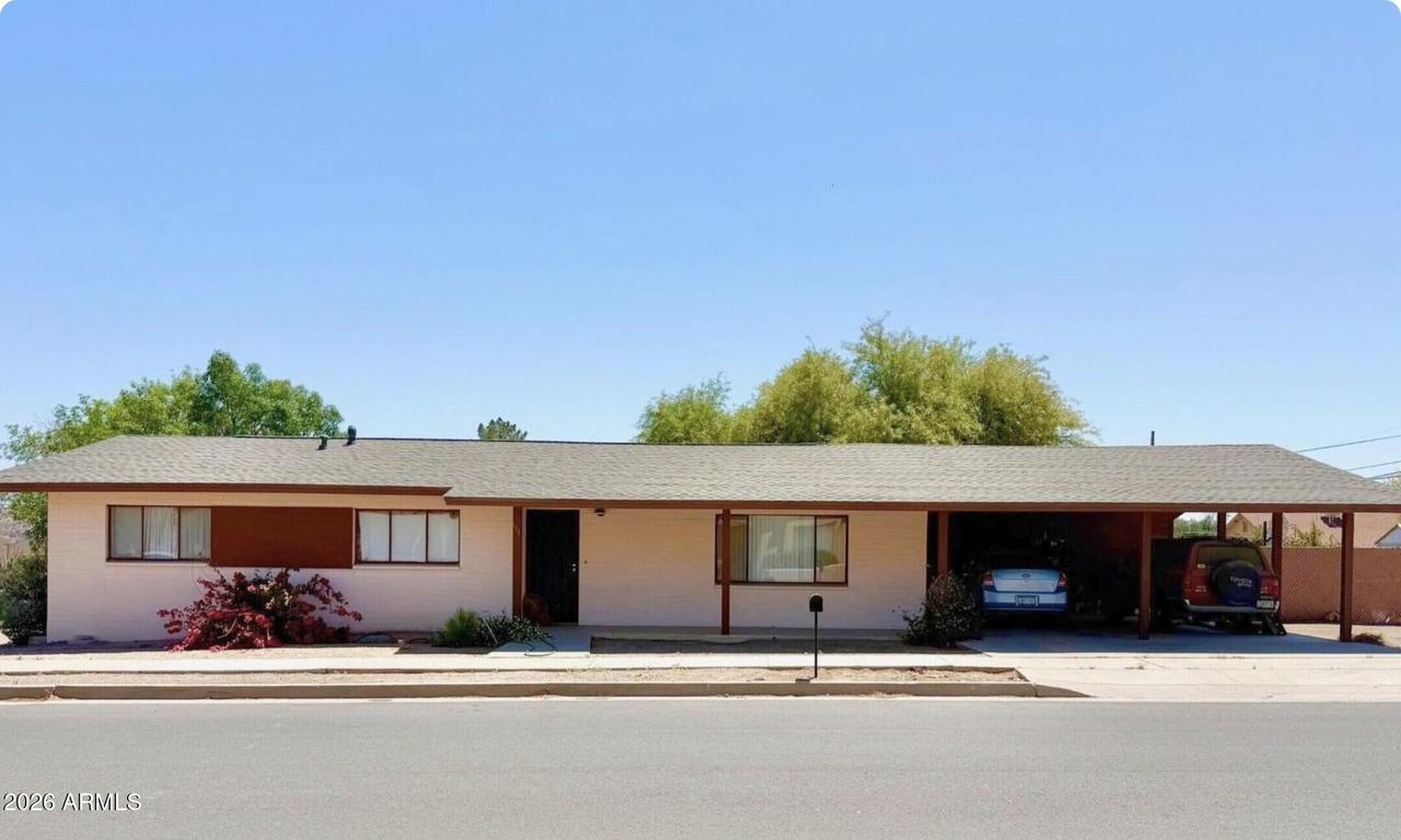 111 W Apache St., Wickenburg, AZ 85390