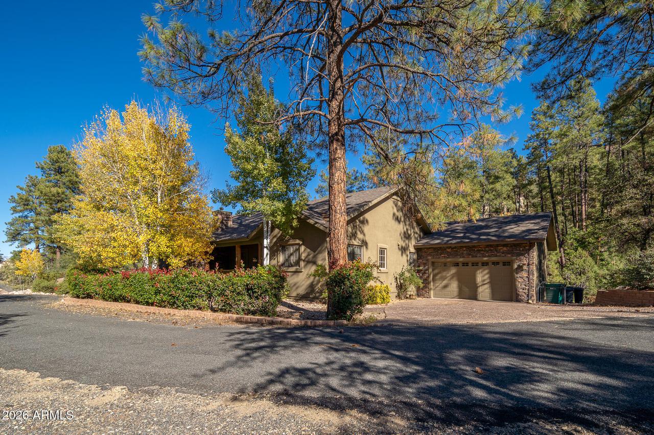 820 Bryce Canyon Cir., Prescott, AZ 86303