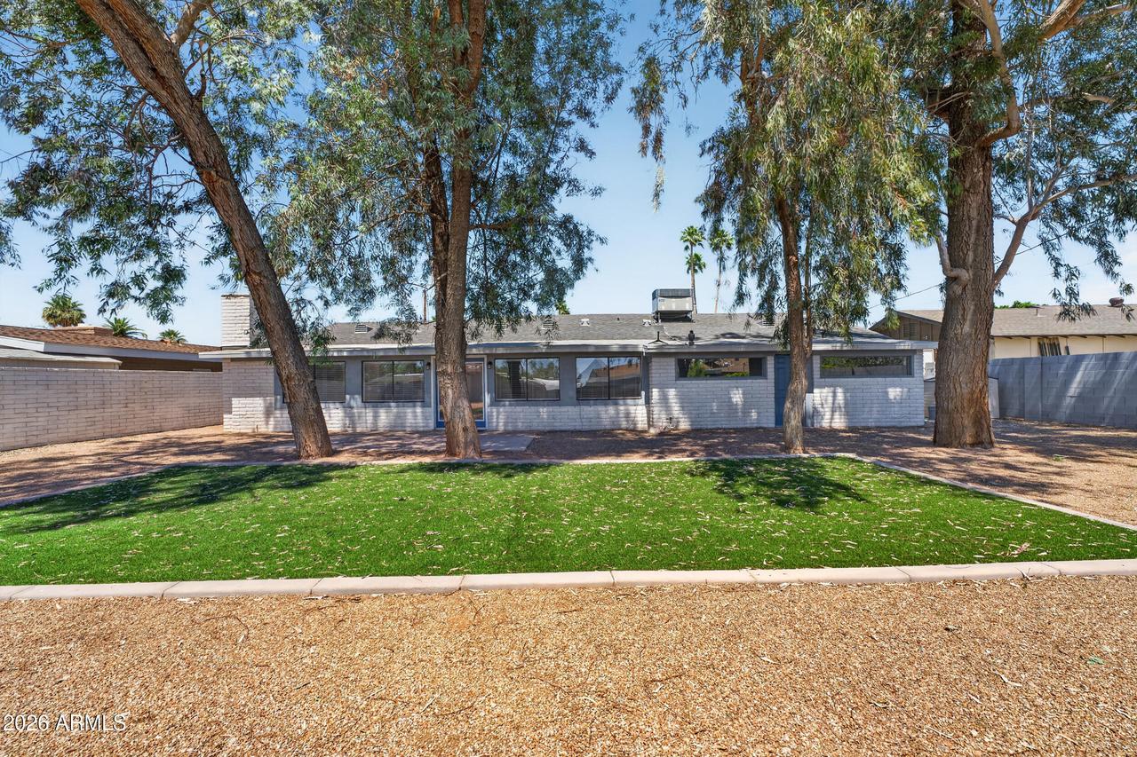 713 E Alameda Dr., Tempe, AZ 85282