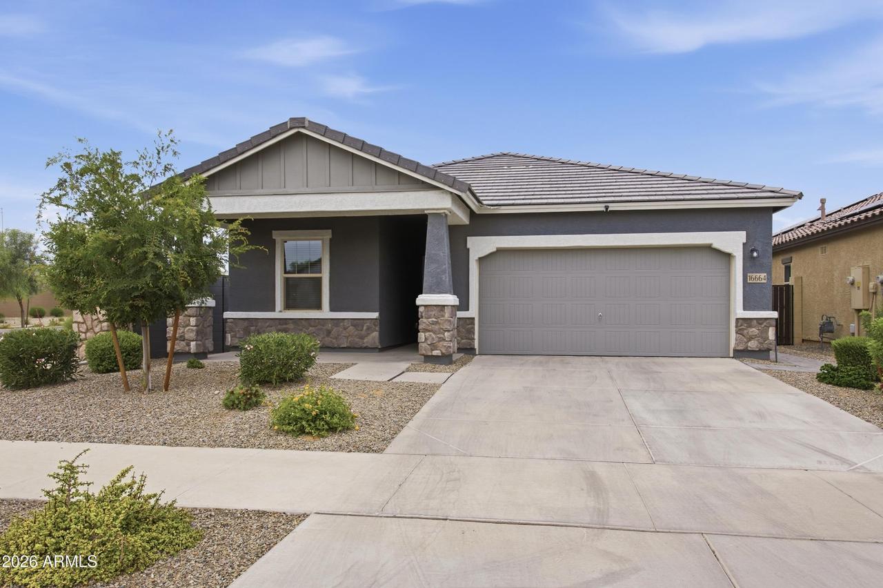 16664 W Christy Dr. #19027 W, Surprise, AZ 85388
