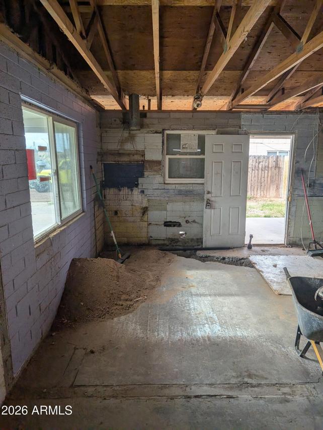 212 6th Ave., Buckeye, AZ 85326