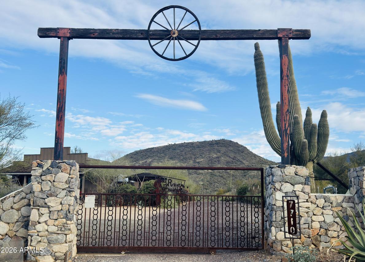7710 E Arroyo Rd., Cave Creek, AZ 85331
