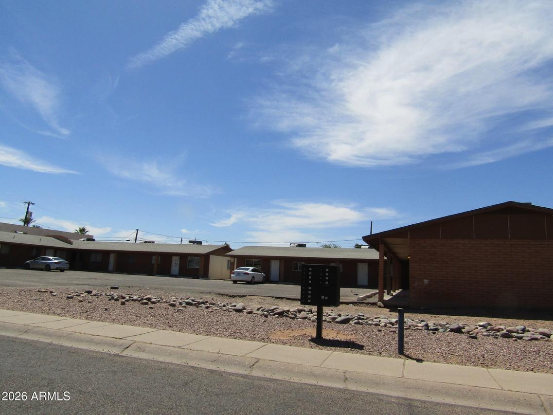 415 W 10th St., Casa Grande, AZ 85122