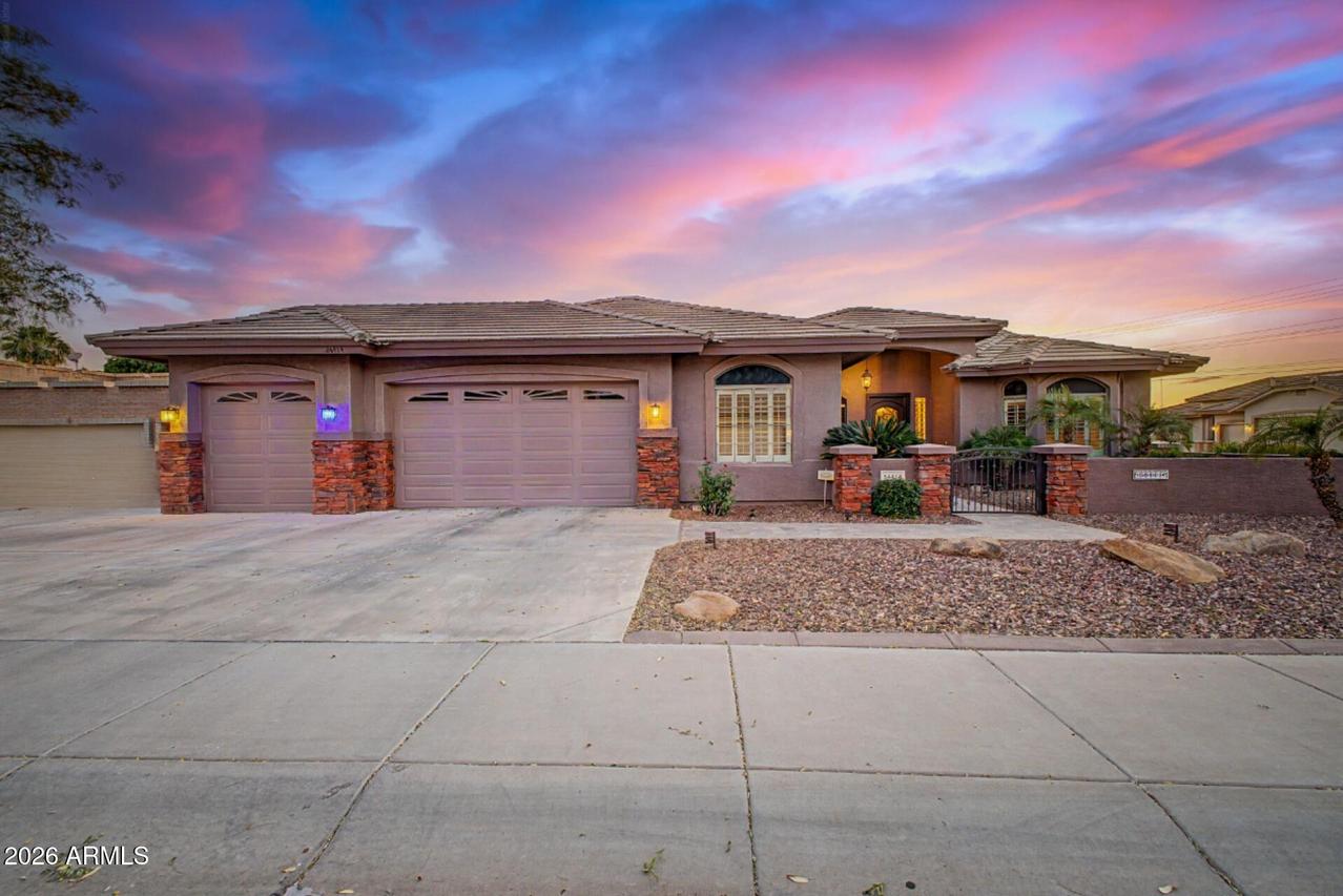 24414 N 43rd Dr., Glendale, AZ 85310
